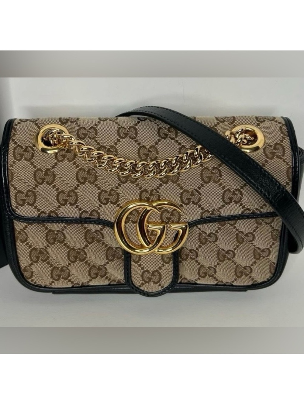 Gucci Beige GG Supreme Canvas Crossbody Bag with Black Trim and Gold Hardware